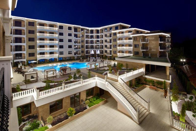 Valencia Gardens Deluxe Apartments ネセバル エクステリア 写真
