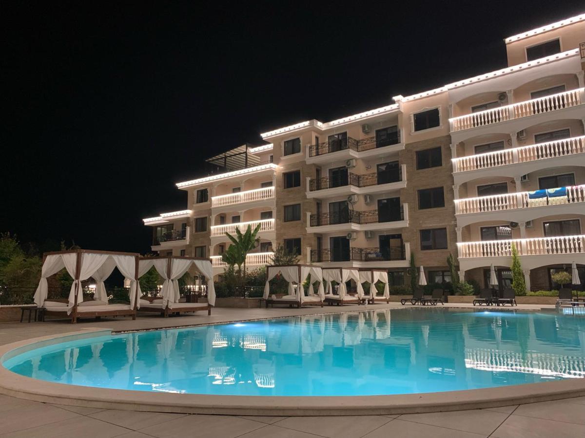 Valencia Gardens Deluxe Apartments ネセバル エクステリア 写真