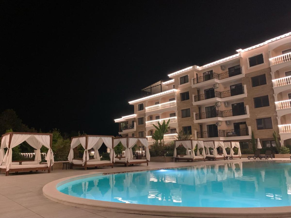 Valencia Gardens Deluxe Apartments ネセバル エクステリア 写真