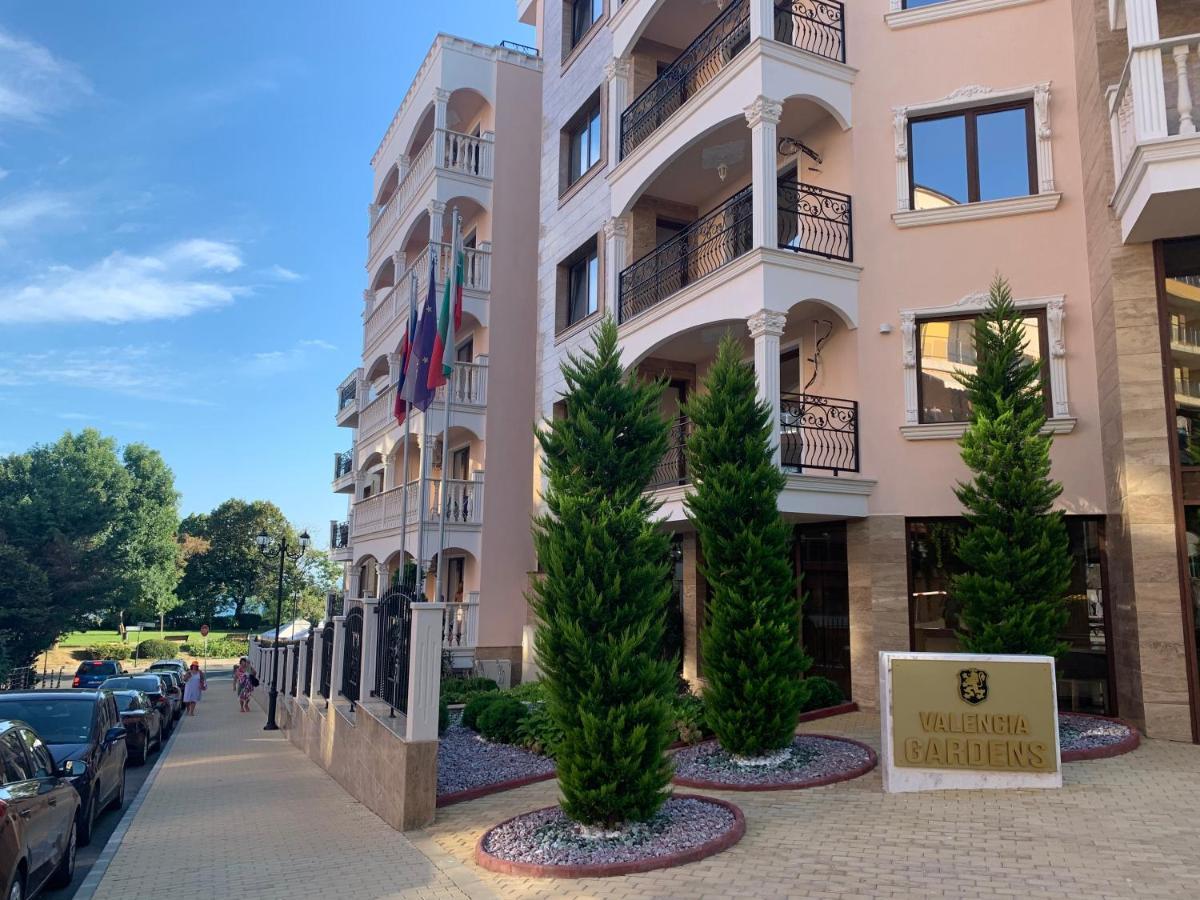 Valencia Gardens Deluxe Apartments ネセバル エクステリア 写真