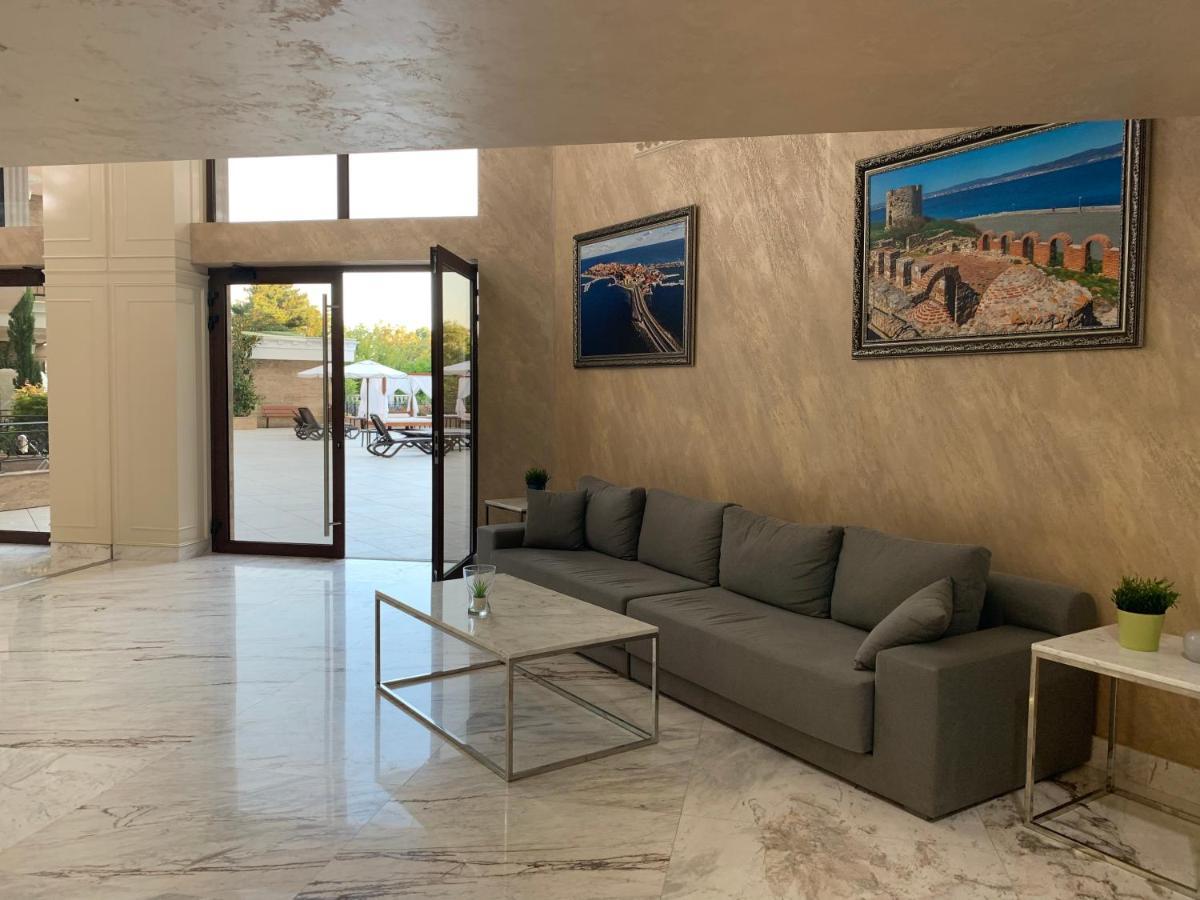 Valencia Gardens Deluxe Apartments ネセバル エクステリア 写真