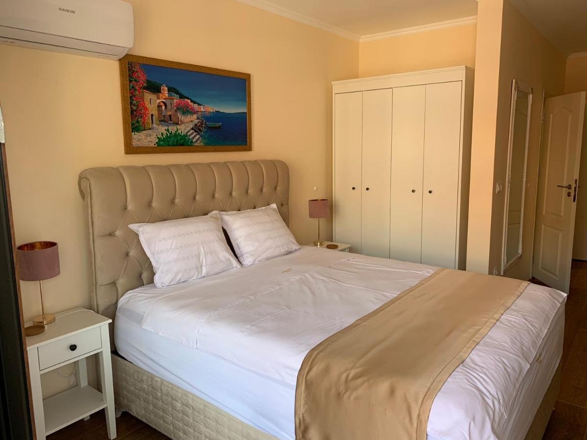 Valencia Gardens Deluxe Apartments ネセバル エクステリア 写真