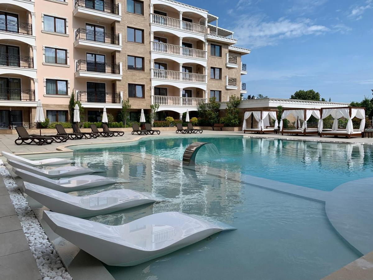 Valencia Gardens Deluxe Apartments ネセバル エクステリア 写真