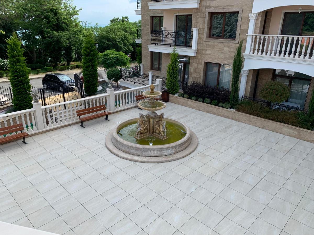 Valencia Gardens Deluxe Apartments ネセバル エクステリア 写真
