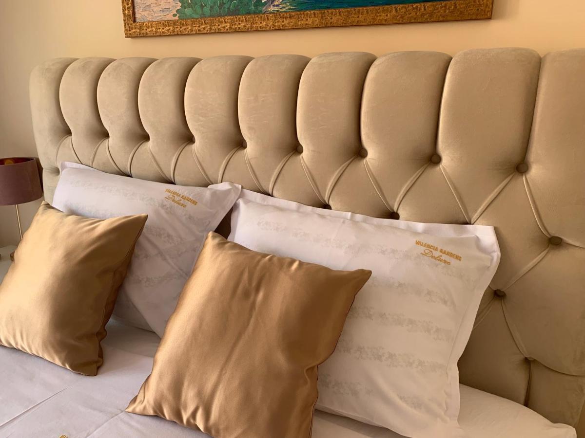 Valencia Gardens Deluxe Apartments ネセバル エクステリア 写真