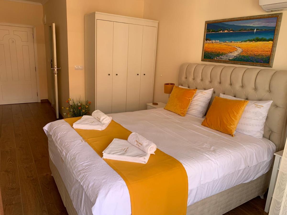 Valencia Gardens Deluxe Apartments ネセバル エクステリア 写真