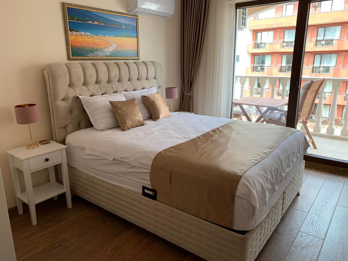 Valencia Gardens Deluxe Apartments ネセバル エクステリア 写真